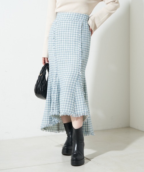 Chico（チコ）の「【WEB限定/REVIVAL】ツイードタイトマーメイドロングスカート（スカート・レディース・ブラック/ベージュ系その他/ブルー/ベージュ・FREE）」の4枚目の写真