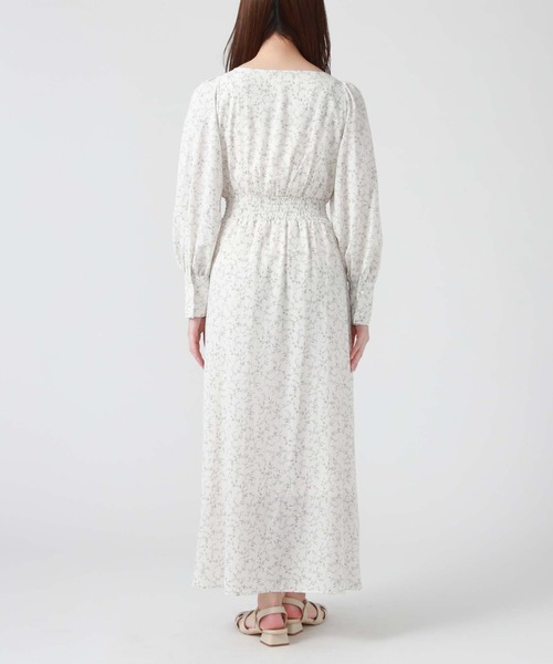 archives(アルシーヴ)の「花柄長袖ワンピース(ワンピース・レディース・アイボリー/ブラック/ブルー・MEDIUM)」の9枚目の写真