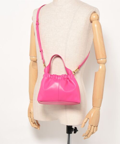 CHARLES & KEITH（チャールズ & キース）の「Ally アリー ルーシュ 