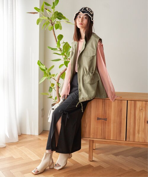 VENCEEXCHANGE（ヴァンスエクスチェンジ）の「ミリタリーベスト（ダウンベスト・レディース・ブラック/ライトグレー/ダークグリーン・FREE）」の9枚目の写真