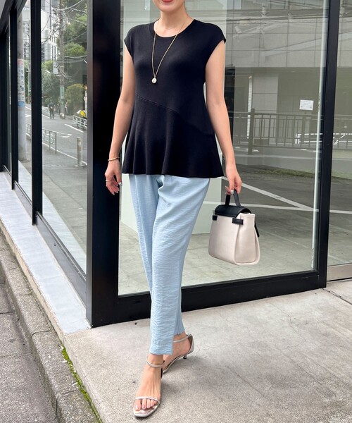 NOLLEY’S（ノーリーズ）の「◇【WEB限定】ジュピターインゴムテーパードパンツ（その他パンツ・レディース・サックスブルー/インディゴブルー/ベージュ/ブラック/ラベンダー/ピンク・34/38/36/40）」の13枚目の写真