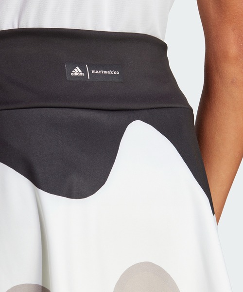 ★新品★　adidas　マリメッコ テニススカート adidas（アディダス）の「マリメッコ テニススカート