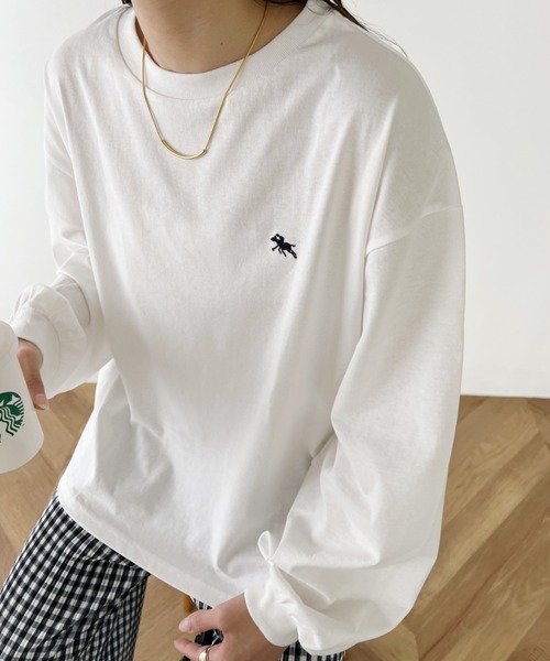 POLOCHAMPS（ポロチャンプス）の「【POLOCHAMPS/ポロチャンプス】別注 ワンポイント刺繍 ボリューム袖 ロングTシャツ（Tシャツ/カットソー・レディース・ホワイト/ライトグレー/ブラック/ライラック・FREE）」の8枚目の写真