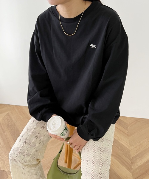 POLOCHAMPS（ポロチャンプス）の「【POLOCHAMPS/ポロチャンプス】別注 ワンポイント刺繍 ボリューム袖 ロングTシャツ（Tシャツ/カットソー・レディース・ホワイト/ライトグレー/ブラック/ライラック・FREE）」の10枚目の写真