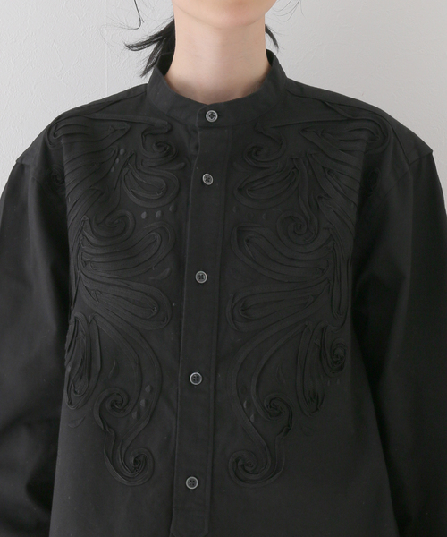 セール】【OFFTHECUFF/オフザカフ】別注 CODE EMBROIDERY シャツ