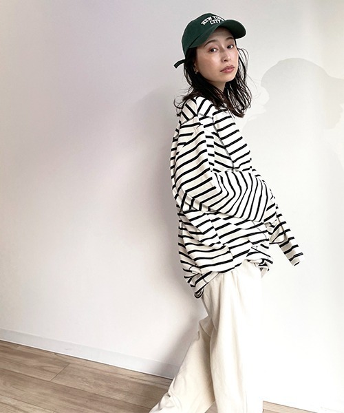 CREDONA(クレドナ)の「ステッチデザインビッグボーダーLS(Tシャツ/カットソー・レディース・ネイビー/アイボリー・FREE)」の7枚目の写真