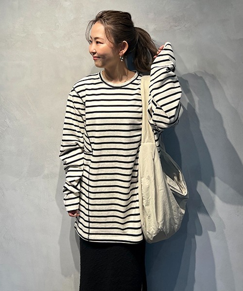 CREDONA(クレドナ)の「ステッチデザインビッグボーダーLS(Tシャツ/カットソー・レディース・ネイビー/アイボリー・FREE)」の8枚目の写真