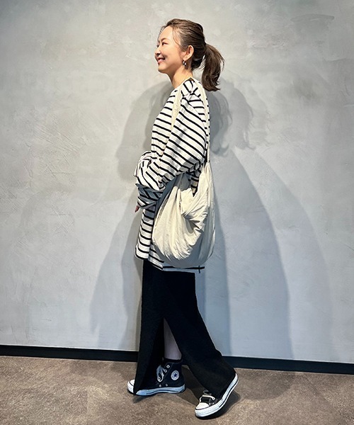 CREDONA(クレドナ)の「ステッチデザインビッグボーダーLS(Tシャツ/カットソー・レディース・ネイビー/アイボリー・FREE)」の9枚目の写真