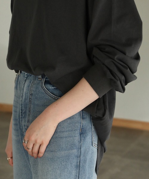 aity(アイティ)の「後ろボタンロングスリーブカットソー(Tシャツ/カットソー・レディース・チャコールグレー/グレー/オフホワイト/ブラック/カーキ・M)」の14枚目の写真