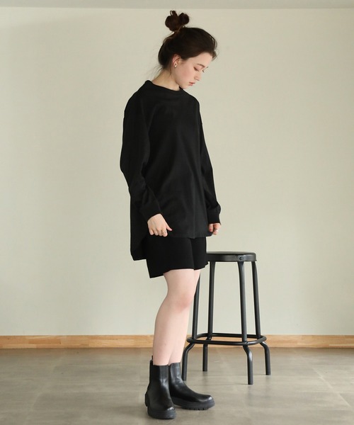 aity(アイティ)の「後ろボタンロングスリーブカットソー(Tシャツ/カットソー・レディース・チャコールグレー/グレー/オフホワイト/ブラック/カーキ・M)」の19枚目の写真