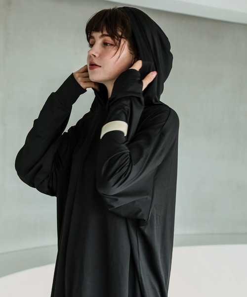 aity(アイティ)の「UPF50+UVカットプルオーバー ラッシュガード レディース(ラッシュガード・レディース・チャコール/カーキ/ネイビー/ブラック/モカ・FREE)」の1枚目の写真