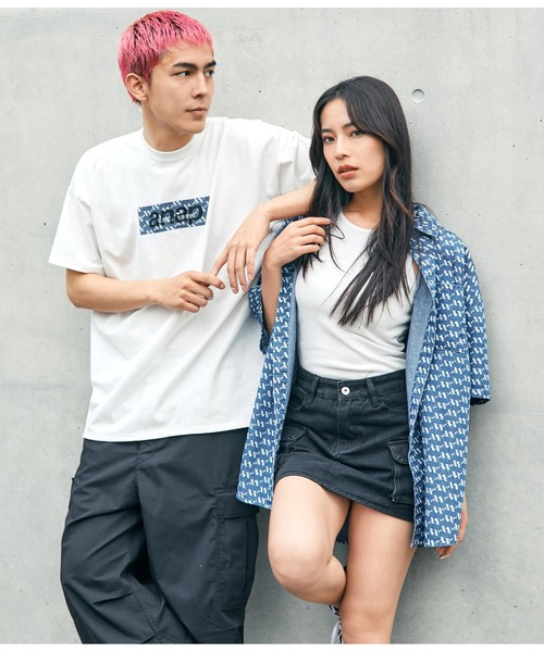 ANAP（アナップ）の「UNISEX対応 モノグラムデニムシャツ【親子・ジュニアお揃い】（シャツ/ブラウス・レディース・ベージュ/ブルー・FREE）」の11枚目の写真