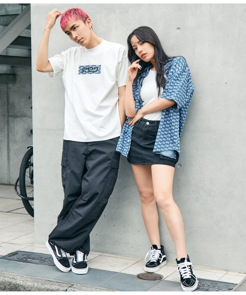 ANAP（アナップ）の「UNISEX対応 モノグラムデニムシャツ【親子・ジュニアお揃い】（シャツ/ブラウス・レディース・ベージュ/ブルー・FREE）」の12枚目の写真