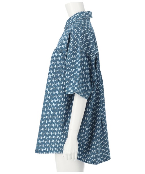 ANAP（アナップ）の「UNISEX対応 モノグラムデニムシャツ【親子・ジュニアお揃い】（シャツ/ブラウス・レディース・ベージュ/ブルー・FREE）」の18枚目の写真