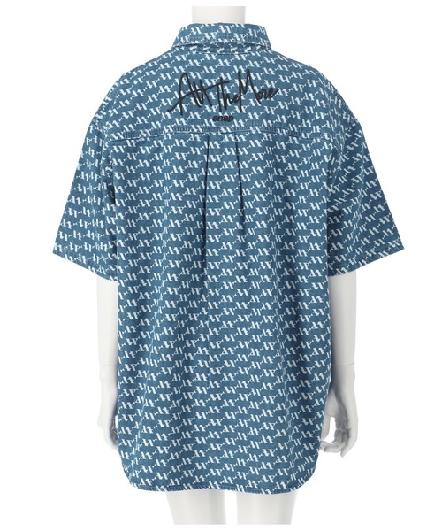 ANAP（アナップ）の「UNISEX対応 モノグラムデニムシャツ【親子・ジュニアお揃い】（シャツ/ブラウス・レディース・ベージュ/ブルー・FREE）」の17枚目の写真