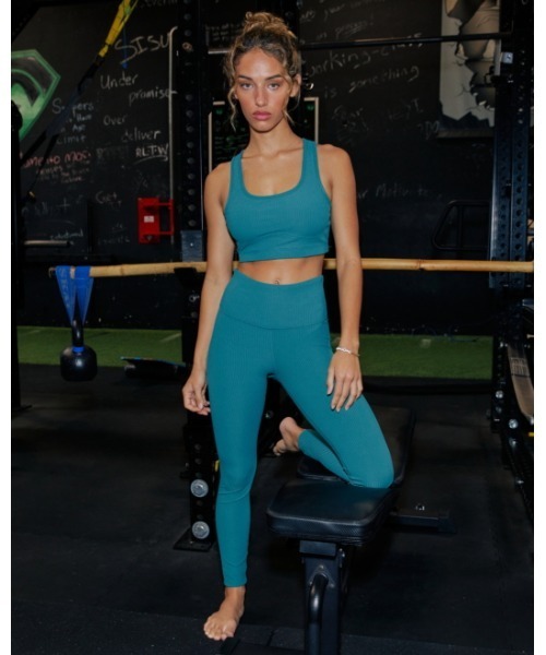 【セール】RVCA レディース 【ROSE MACHADO】 ROSE MACHADO ESSENTIAL LEGGING ラッシュガード【2023年夏モデル】/ルーカ（ラッシュガード）｜RVCA（ルーカ） 7,920円