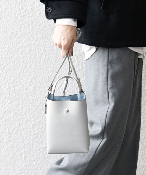 ∞直営買付∞アンテプリマ 2Wayスモール スクエアミニバッグ Loose ショルダーバッグ 2way スクエアショルダーミニバッグ
