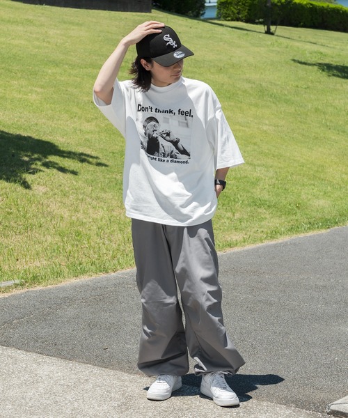 kutir（クティール）の「ストリートアソートグラフィックTシャツ（Tシャツ/カットソー・メンズ・スミクロ/ホワイト系その他/ブラック/オフホワイト/チャコールグレー・LARGE/MEDIUM）」の9枚目の写真