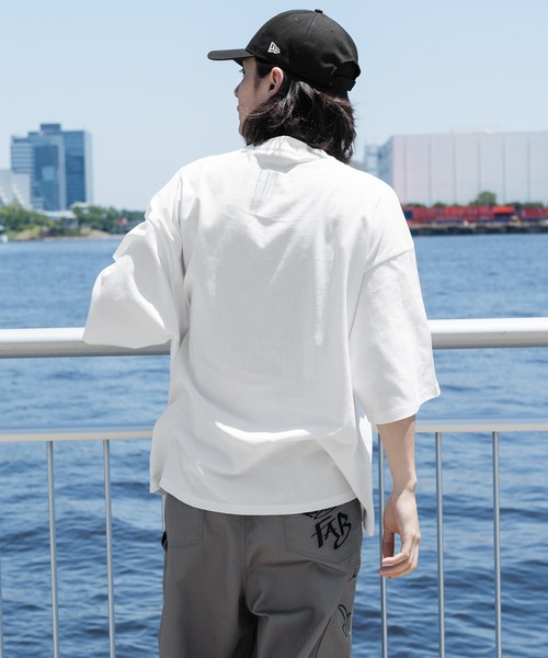 kutir（クティール）の「ストリートアソートグラフィックTシャツ（Tシャツ/カットソー・メンズ・スミクロ/ホワイト系その他/ブラック/オフホワイト/チャコールグレー・LARGE/MEDIUM）」の8枚目の写真