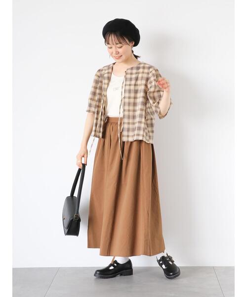 ehka sopo（エヘカソポ）の「ワンポイント刺繍タンクトップ（タンクトップ・レディース・グリーン/ベージュ/ブラック/キナリ・F）」の18枚目の写真