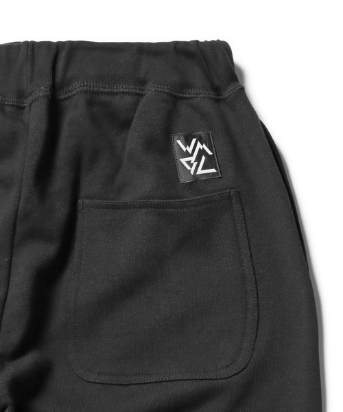 WHITE MOUNTAINEERING（ホワイトマウンテニアリング）の「White Mountaineering/ホワイトマウンテニアリング WMBC COLLEGE LOGO SWEATPANTS スウェットパンツ（スウェットパンツ・メンズ・ブラック・2/3/1）」の7枚目の写真