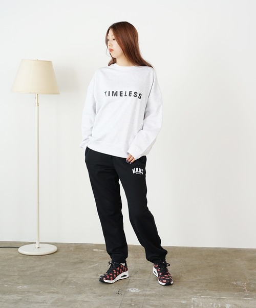 WHITE MOUNTAINEERING（ホワイトマウンテニアリング）の「White Mountaineering/ホワイトマウンテニアリング WMBC COLLEGE LOGO SWEATPANTS スウェットパンツ（スウェットパンツ・メンズ・ブラック・2/3/1）」の19枚目の写真
