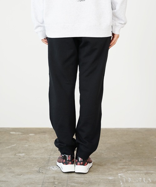 WHITE MOUNTAINEERING（ホワイトマウンテニアリング）の「White Mountaineering/ホワイトマウンテニアリング WMBC COLLEGE LOGO SWEATPANTS スウェットパンツ（スウェットパンツ・メンズ・ブラック・2/3/1）」の20枚目の写真