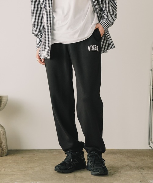WHITE MOUNTAINEERING（ホワイトマウンテニアリング）の「White Mountaineering/ホワイトマウンテニアリング WMBC COLLEGE LOGO SWEATPANTS スウェットパンツ（スウェットパンツ・メンズ・ブラック・2/3/1）」の12枚目の写真