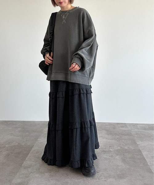 apres jour mignon(アプレジュールミニョン)の「ピグメントスウェット【ZOZOTOWN限定アイテム】(スウェット・レディース・パープル/ネイビー/ブラック系その他/グリーン/ダークブラウン/マスタード/オレンジ・フリー/X-LARGE)」の13枚目の写真