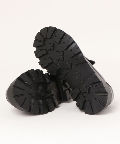 repipi armario（レピピ アルマリオ）の「アソートマニッシュシューズ（ローファー・キッズ・ブラック系2/ブラック系1/ブラック系3・MEDIUM/LARGE/SMALL）」の16枚目の写真