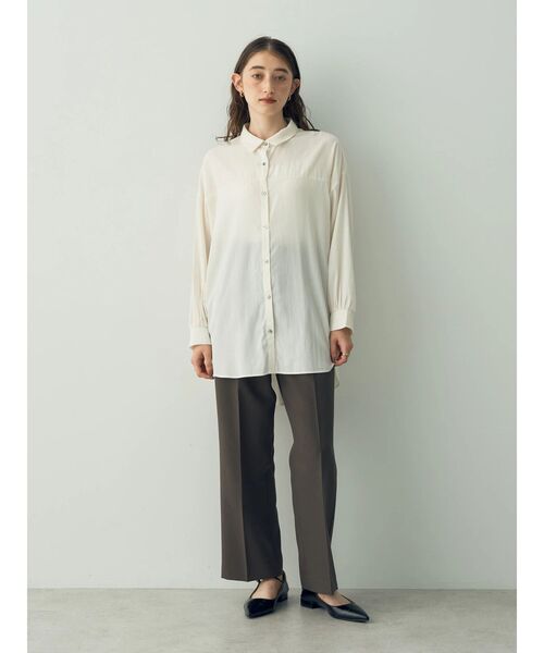 YECCA VECCA(イェッカヴェッカ)の「バックギャザーロングシャツ(シャツ/ブラウス・レディース・ブラック/グリーン/オフホワイト/カーキ系1・FREE)」の14枚目の写真