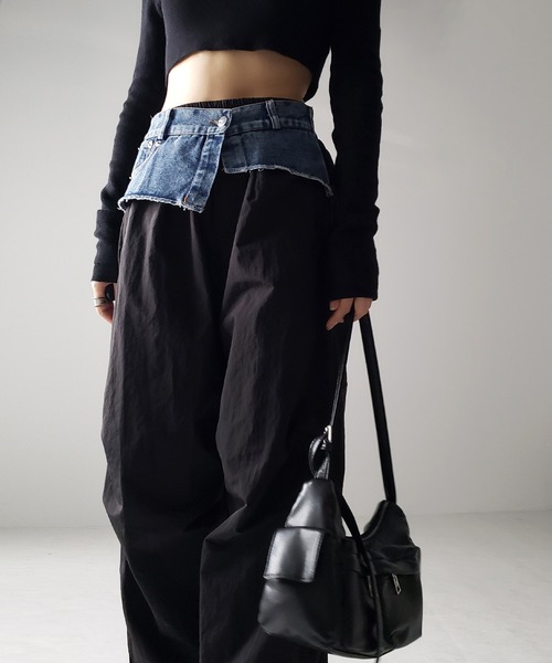 me+em select（ミームセレクト）の「※※【 ４color 】２WAY デニムレイヤードタックワイドカーゴパンツ（カーゴパンツ・レディース・カーキ/ベージュ/ブラック/グレー・FREE）」の7枚目の写真