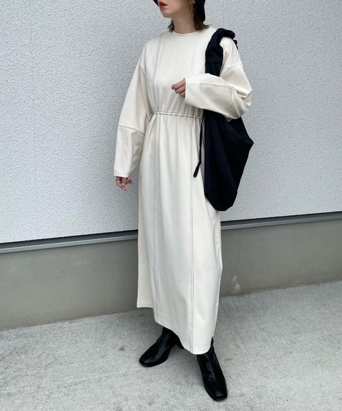 y/m by misato（イムバイミサト）の「ポンチウエストドロストワンピース（ワンピース・レディース・ブラック/アイボリー/チャコールグレー・FREE）」の9枚目の写真