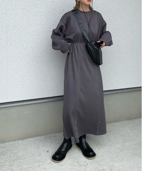 y/m by misato（イムバイミサト）の「ポンチウエストドロストワンピース（ワンピース・レディース・ブラック/アイボリー/チャコールグレー・FREE）」の17枚目の写真