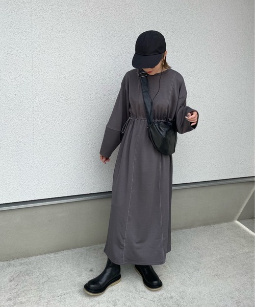 y/m by misato（イムバイミサト）の「ポンチウエストドロストワンピース（ワンピース・レディース・ブラック/アイボリー/チャコールグレー・FREE）」の21枚目の写真