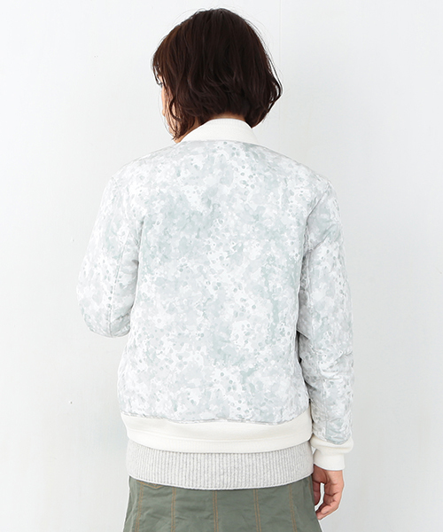 Ray BEAMS(レイビームス)の「◇White Mountaineering×Ray BEAMS / 別注 リバーシブル MA-1(ミリタリージャケット・レディース・ホワイト・ONE SIZE)」の13枚目の写真