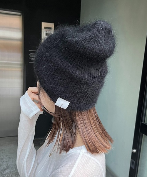 CAPRICIEUX LE'MAGE(カプリシューレマージュ)の「アンゴラビーニー(ニットキャップ/ビーニー・レディース・グレイッシュベージュ/ブラック/ネイビー/オフホワイト・FREE)」の10枚目の写真