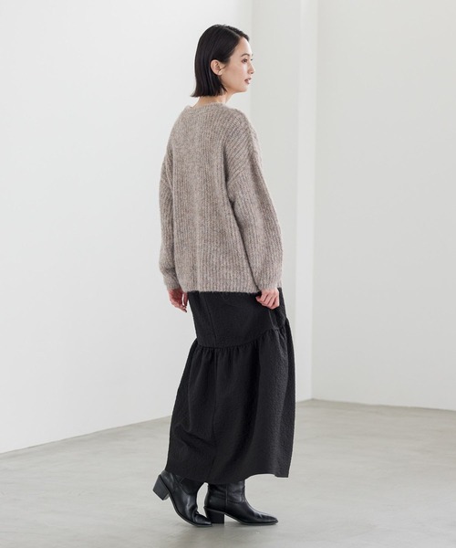 LAKOLE（ラコレ）の「オーバーサイズニットプルオーバー / 982197（ニット/セーター・レディース・ベージュ/チャコールグレー/ライトブルー・MEDIUM/SMALL）」の5枚目の写真