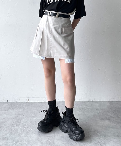 PAGEBOY(ページボーイ)の「レイヤードポケットミニスカート(スカート・レディース・ベージュ/グレー/ブラック・FREE)」の3枚目の写真