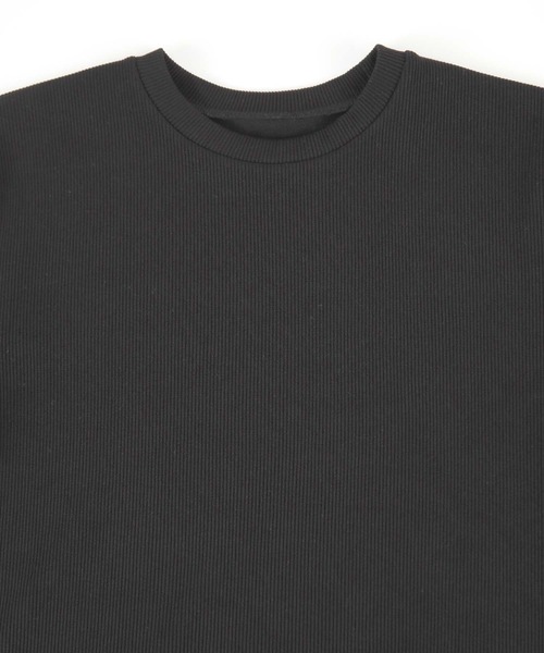 titivate(ティティベイト)の「袖フリルチュールトップス(Tシャツ/カットソー・レディース・ブラック/アイボリー・FREE)」の8枚目の写真