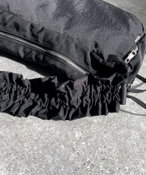 fredy emue（フレディエミュ）の「フリーアジャストワイドベルトバッグ（ショルダーバッグ・レディース・ブラウン/ブラック・FREE）」の16枚目の写真