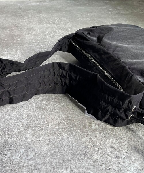 fredy emue（フレディエミュ）の「フリーアジャストワイドベルトバッグ（ショルダーバッグ・レディース・ブラウン/ブラック・FREE）」の17枚目の写真