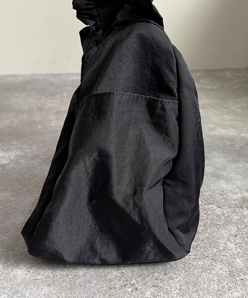 fredy emue（フレディエミュ）の「フリーアジャストワイドベルトバッグ（ショルダーバッグ・レディース・ブラウン/ブラック・FREE）」の19枚目の写真