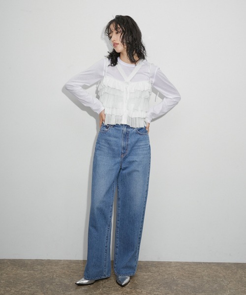 ADAM ET ROPE'（アダムエロペ）の「【tyn.TGOR】Multi way frill（キャミソール・レディース・ブラック/オフホワイト・FREE）」の8枚目の写真