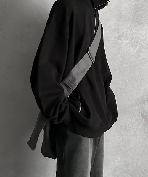 SERACE(セラス)の「【SERACE】Loose big shoulder bag / ルーズビッグショルダーバッグ(大容量&長さ調節可能)(ショルダーバッグ・メンズ・グレー/オフホワイト/ブラック/ブラック系/ホワイト系・FREE)」の10枚目の写真