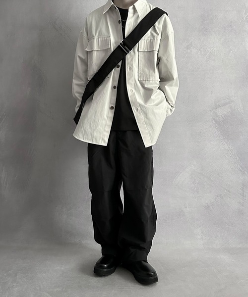 SERACE(セラス)の「【SERACE】Loose big shoulder bag / ルーズビッグショルダーバッグ(大容量&長さ調節可能)(ショルダーバッグ・メンズ・グレー/オフホワイト/ブラック/ブラック系/ホワイト系・FREE)」の16枚目の写真