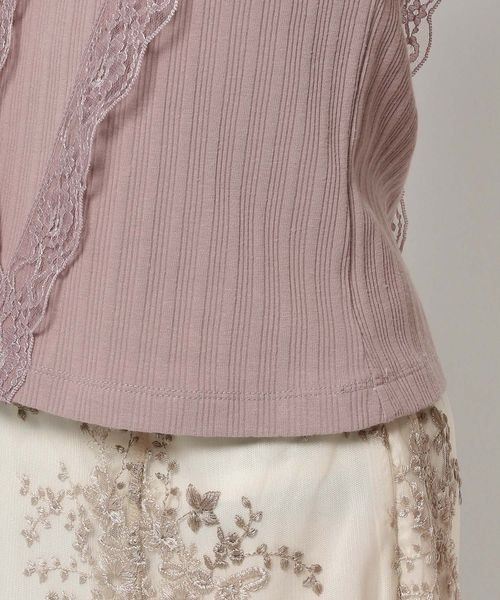 mysty woman(ミスティウーマン)の「【上西星来さんコラボ】Vネックレースタンク 104417(タンクトップ・レディース・ブラック/オフホワイト/ピンク・FREE)」の9枚目の写真