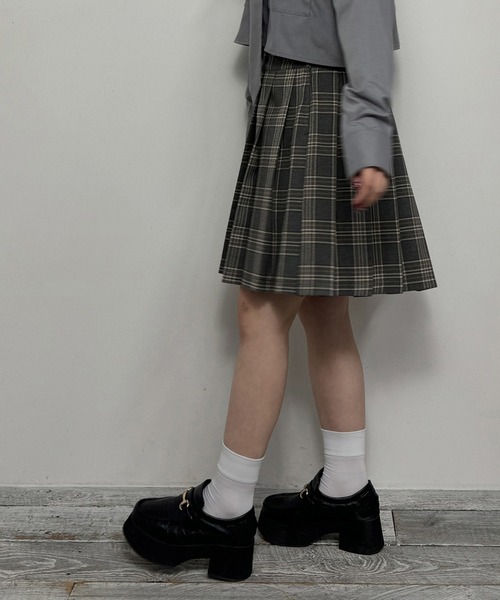 NICOLE CLUB(ニコル クラブ)の「チェックプリーツスカート(スカート・レディース・ベージュ/グレー・MEDIUM)」の15枚目の写真