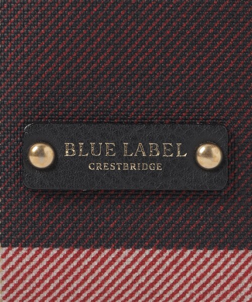 BLUE LABEL CRESTBRIDGE（ブルーレーベルクレストブリッジ）の「クレストブリッジチェックPVCスクエアポシェット（ショルダーバッグ・レディース・レッド/ベージュ系その他/オレンジ系その他/ロイヤルブルー・FREE）」の10枚目の写真