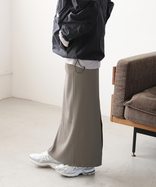 JOURNAL STANDARD(ジャーナルスタンダード)の「ハリヌキテレコロングスカート(スカート・レディース・ブラック/チャコールグレー・FREE)」の17枚目の写真